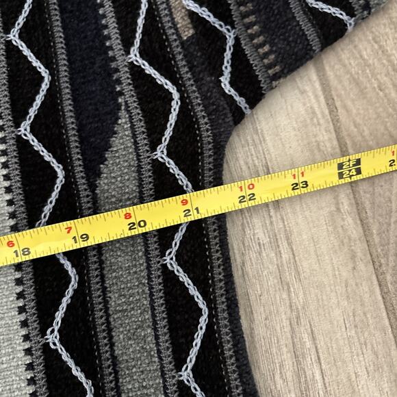 VTG Tundra Canada Mens 3D Knit Textured Sweater Size S Black Gray Retro Flaw* - Picture 9 of 14